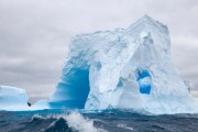 揭秘生肖牛在2021年的运势挑战与应对之道—犯太岁现象解析